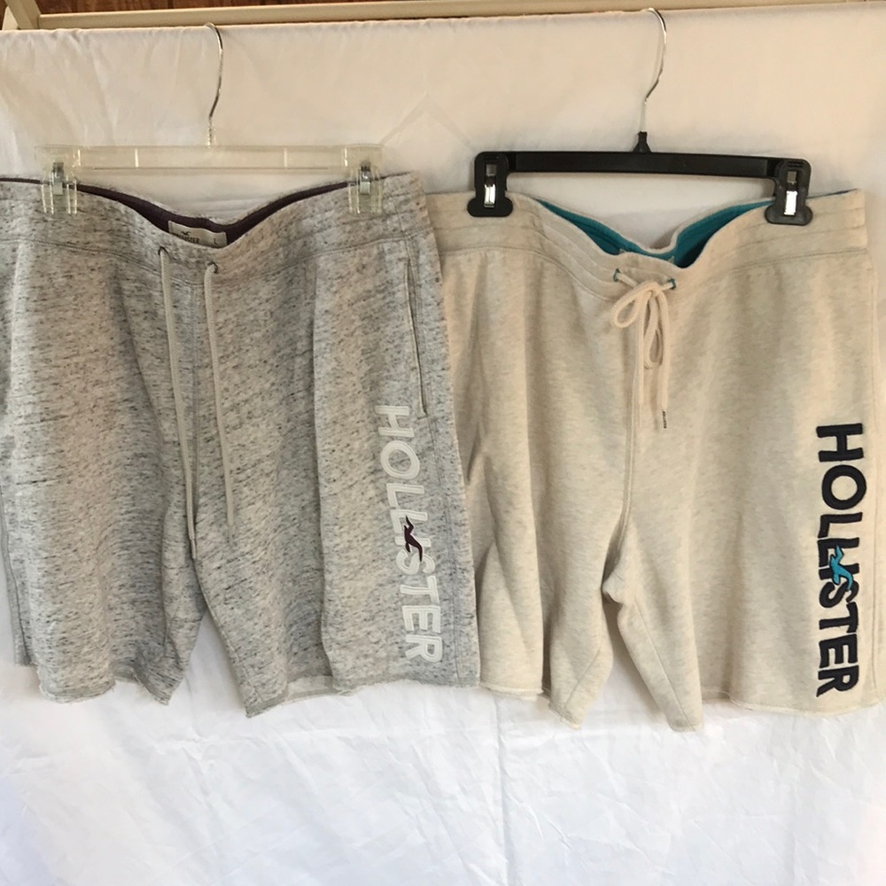 2 pairs Hollister men’s fleece shorts size L